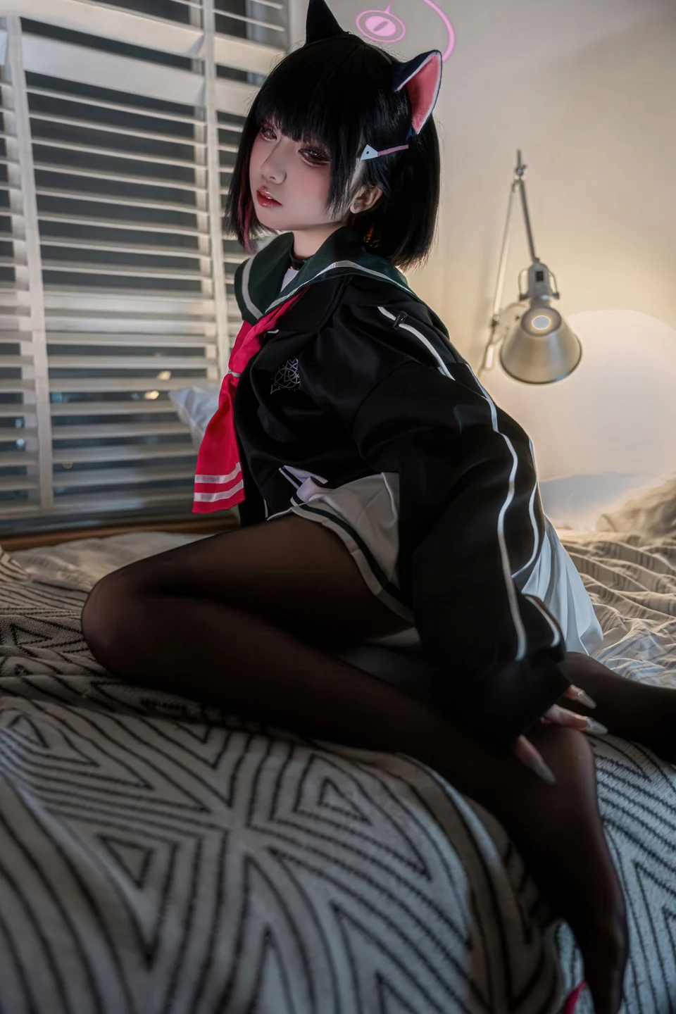 纸悦Etsu_ko_No_021_蔚蓝档案·杏山和纱_55P_310MB tg@simisebaisi 【丝足阁】003.webp